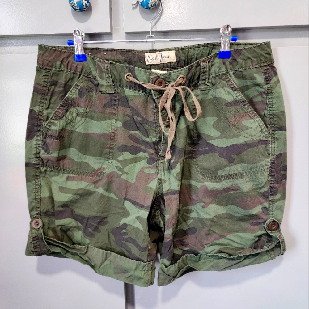 Earl Jean Women's Camouflage Shorts, 12